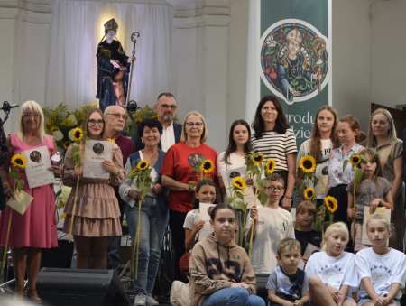 „Już teraz we mnie kwitną Twe ogrody...”