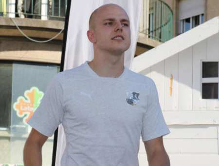 Kurzawa czeka na debiut w Ligue1