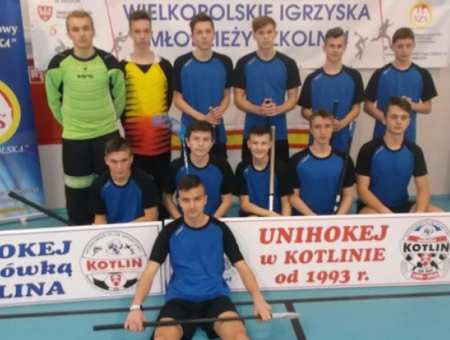 Unihokeiści z Mroczenia znów na podium mistrzostw województwa