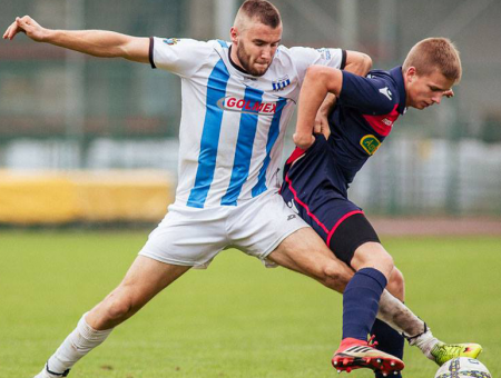 Derby na pożegnanie piłkarskiej jesieni