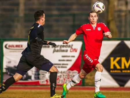 Sędzia okradł Polonię z punktów, stadion w Kępnie opuszczał w asyście policji